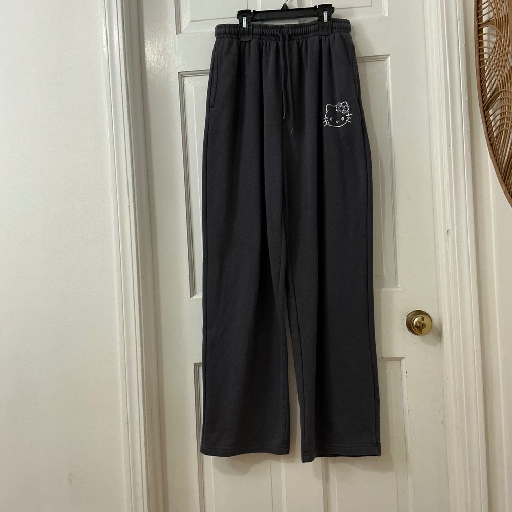 Aeropostale Hello Kitty Wide Leg Sweatpants Size M Gray Bling Rhinestone Cozy